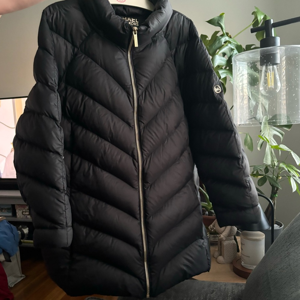 Michael Kors Women's Black quilted Puffer Jacket